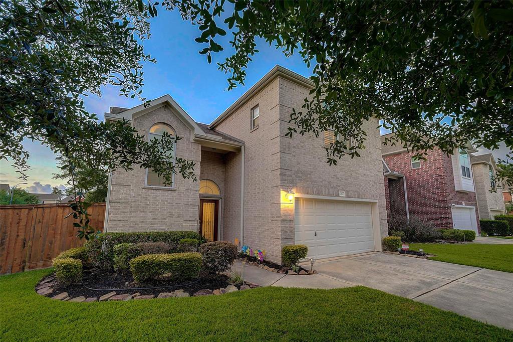 1467 Sherwood Park Circle - Photo 1
