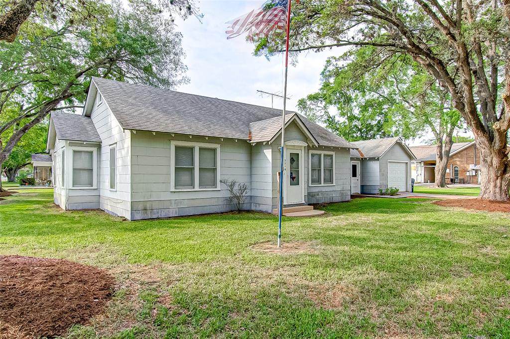 3318 Austin Street - Photo 1