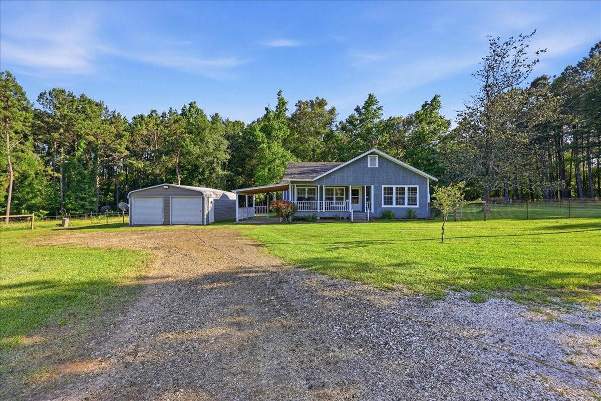 7678 Us Highway East 190 Highway - Photo 1