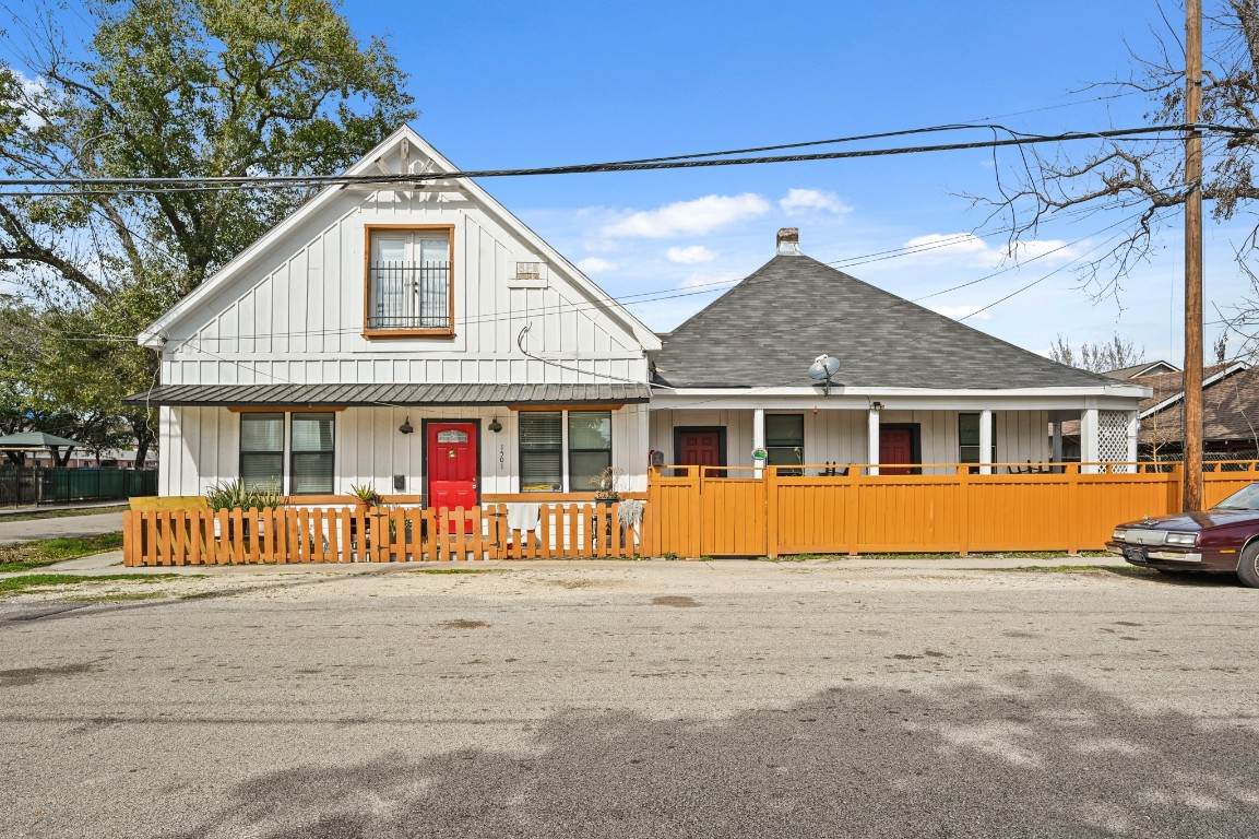 1501 Noble Street - Photo 1