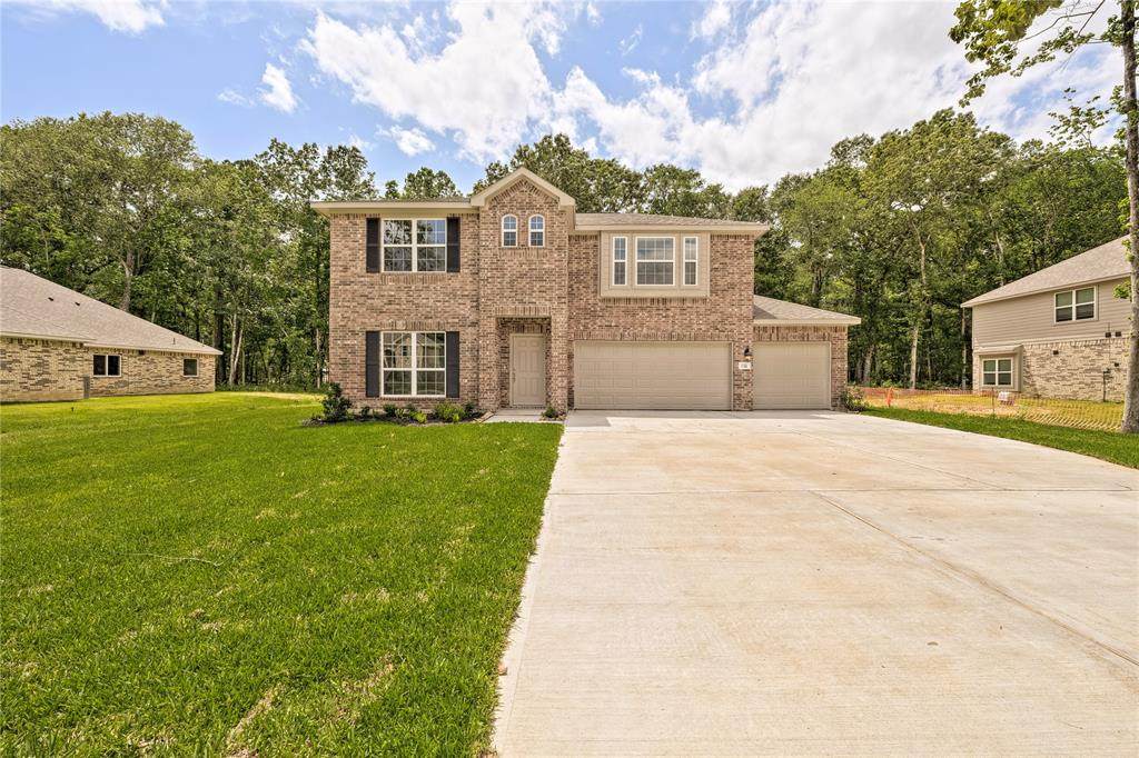 134 Scarlet Drive - Photo 1