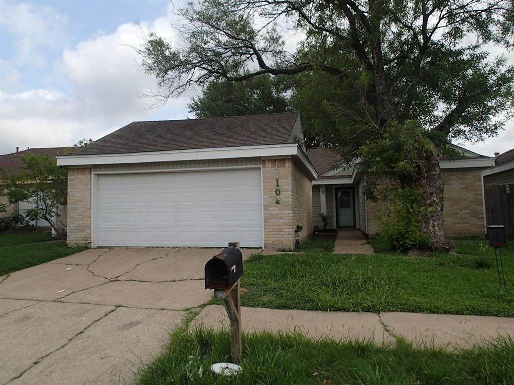 11102 Bellerive Drive - Photo 1