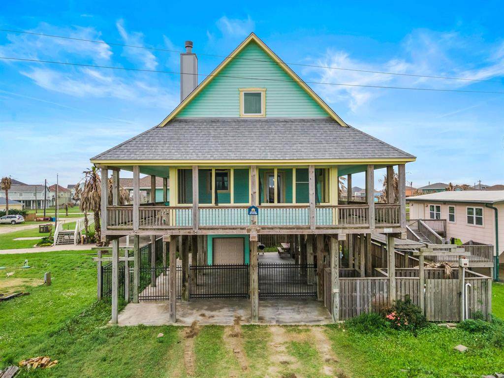 887 Gregory - Photo 1
