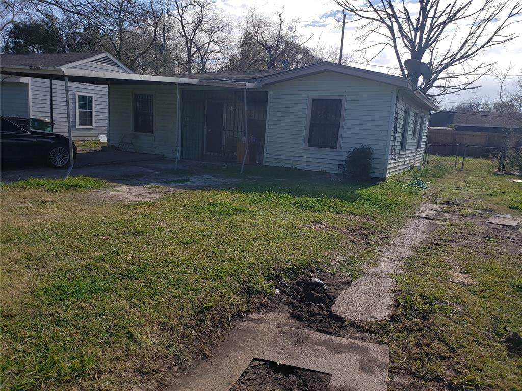 7327 Calais Road - Photo 1