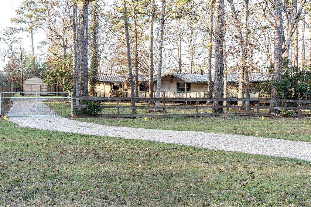122 Oak Hills Court - Photo 1