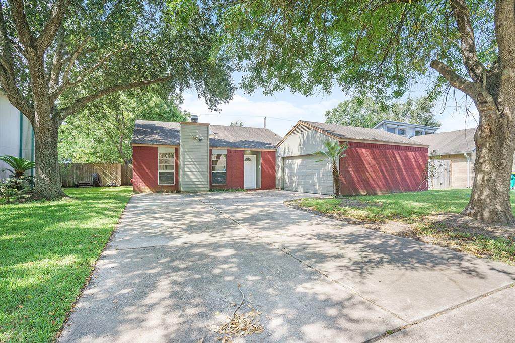 4518 Albatross Drive - Photo 1