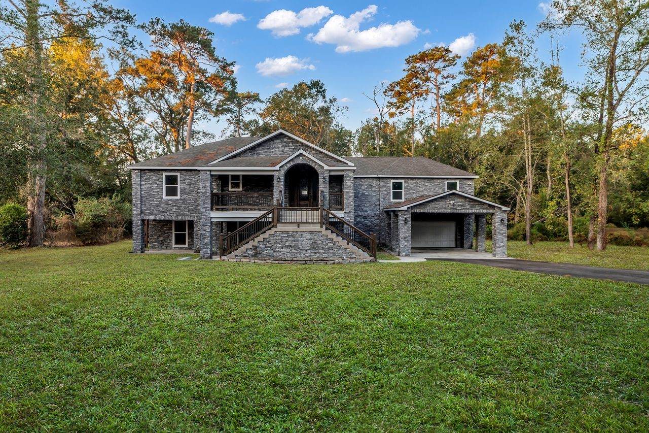 83 White Oak Drive - Photo 1