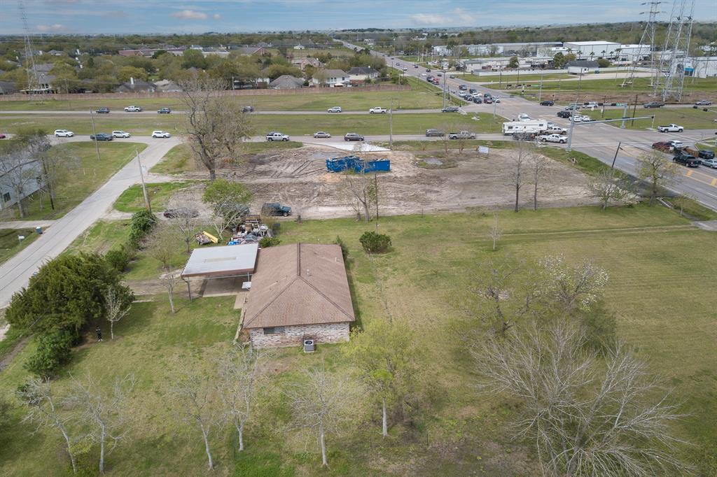 1612 Dakota Street - Photo 1