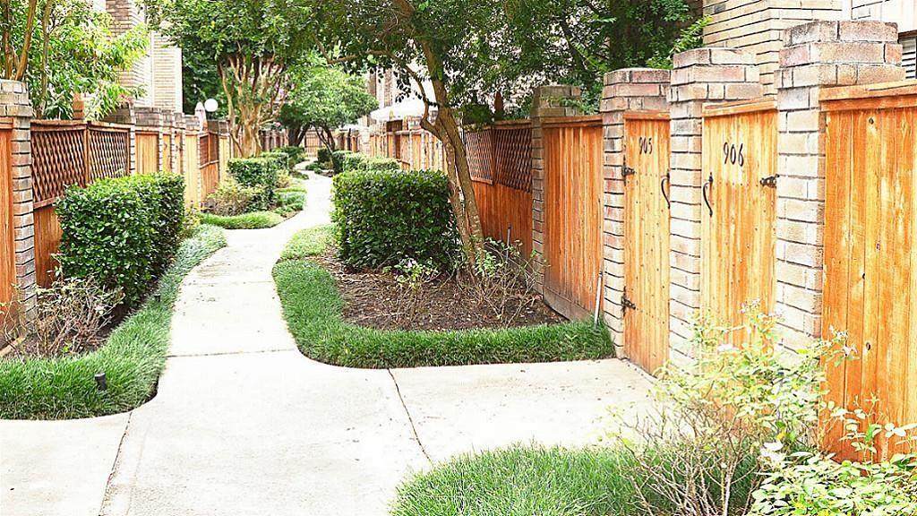9850 Pagewood Lane - Photo 1