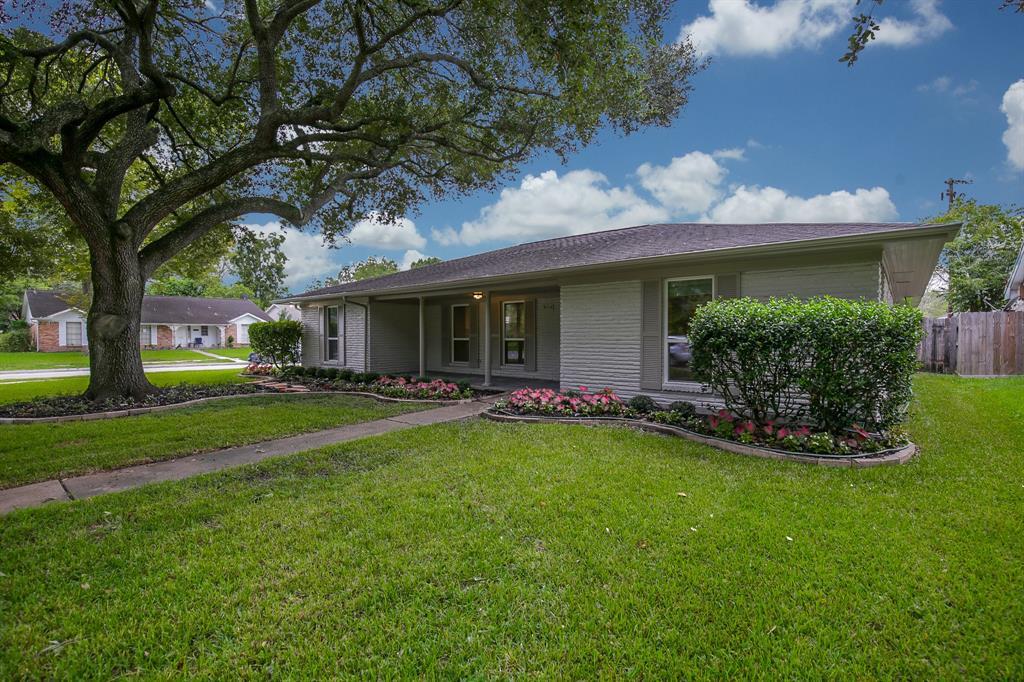 9714 Chimney Rock Road - Photo 1