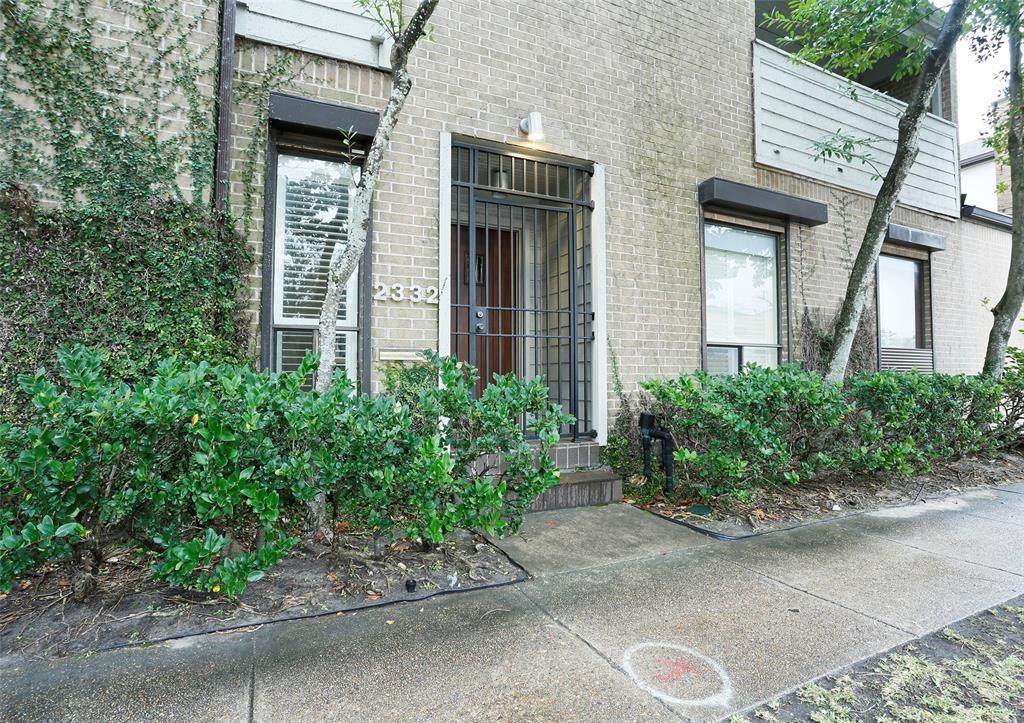 2332 University Boulevard - Photo 1