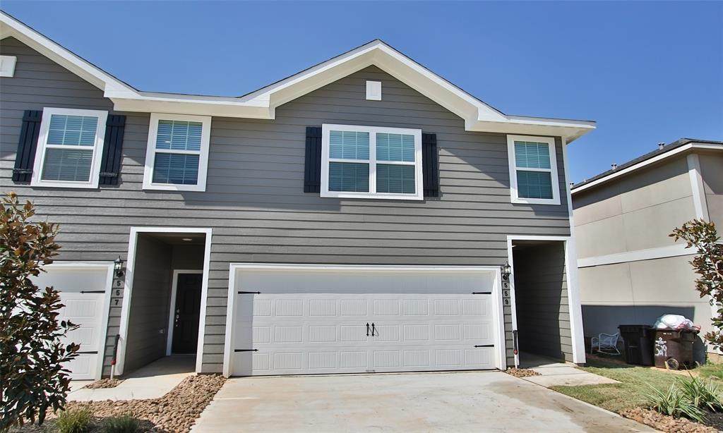 549 Bains Street - Photo 1