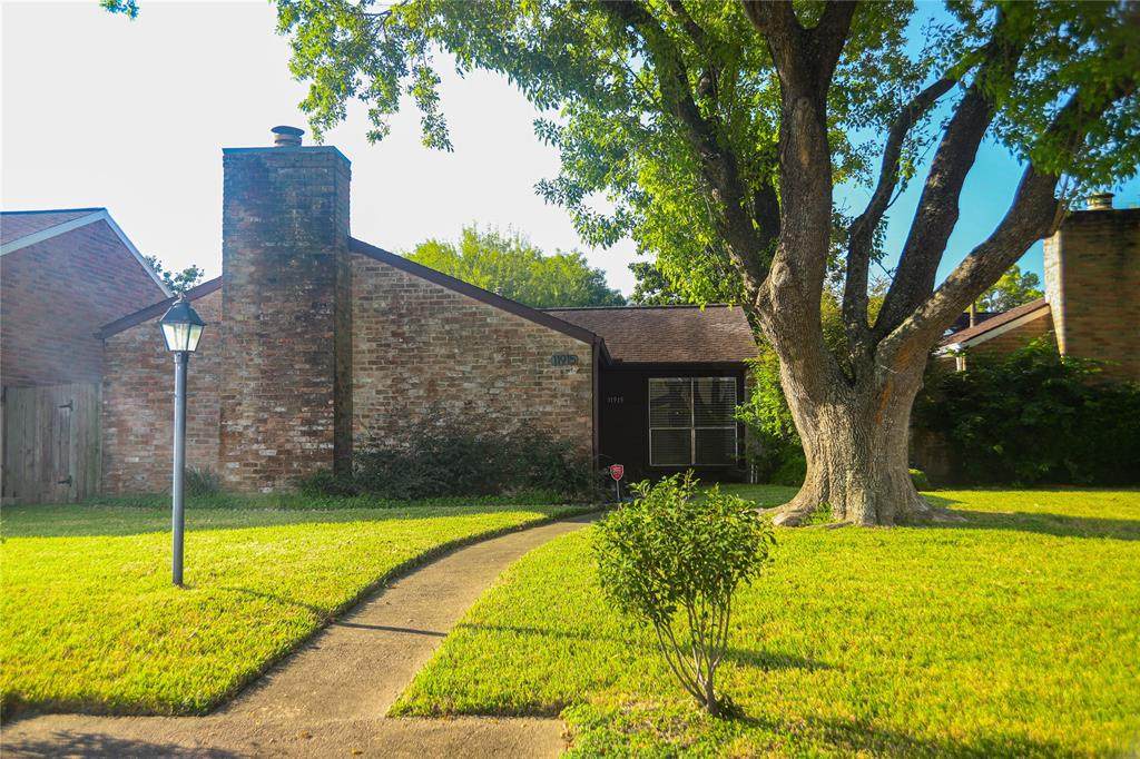 11915 Gatlinburg Drive - Photo 1