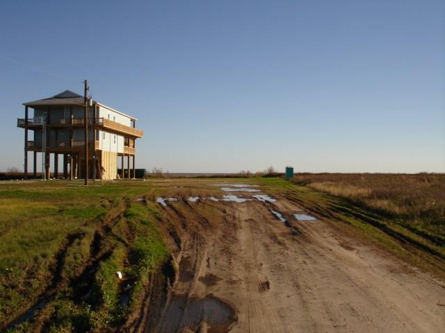1002 Hwy 87 - Photo 1