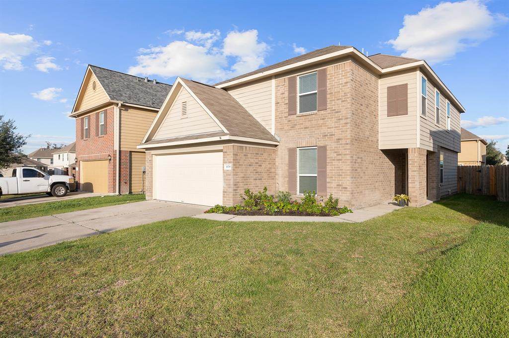 16789 Greenhouse Street - Photo 1