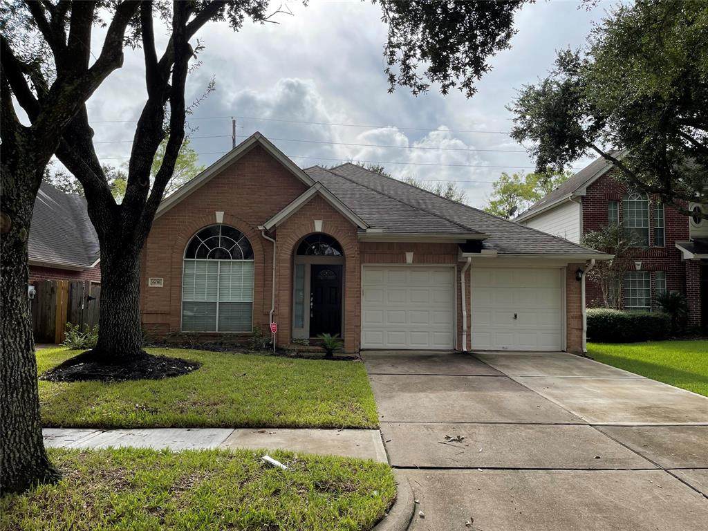 606 Calloway Drive - Photo 1