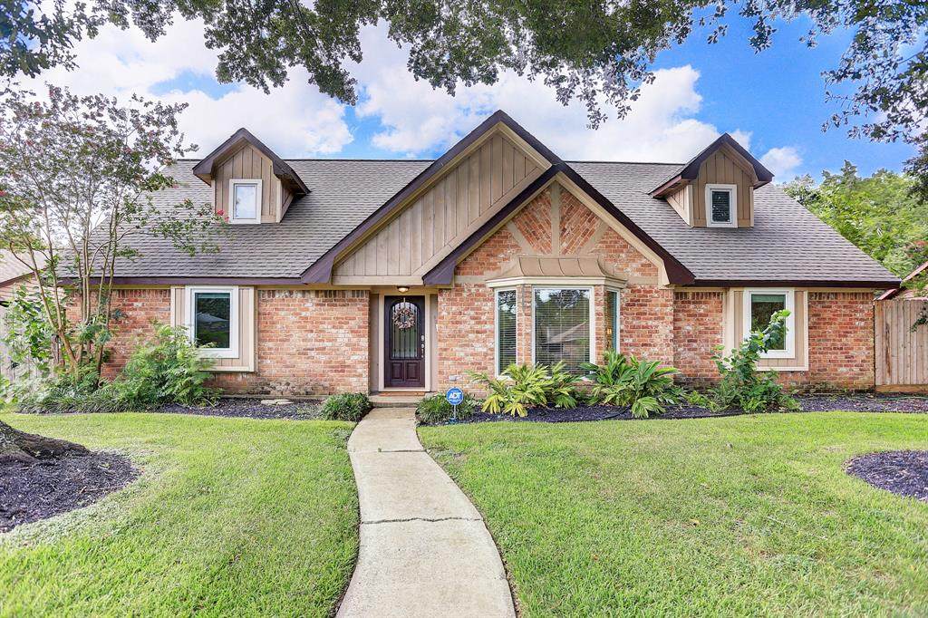8018 Braesview Lane - Photo 1