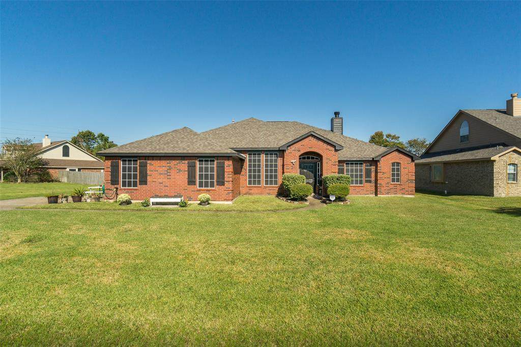 2007 Caroline Avenue - Photo 1