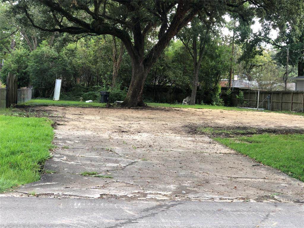 1734 Hollister Street - Photo 1