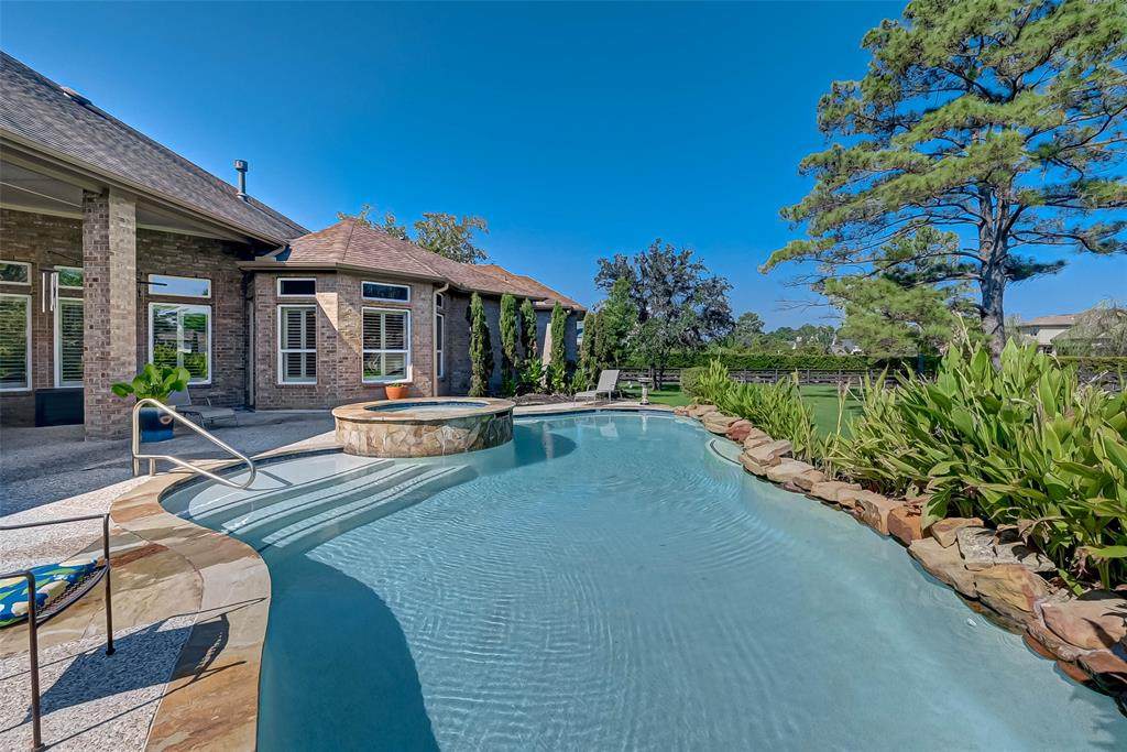 9 Texas Dandy Drive - Photo 1