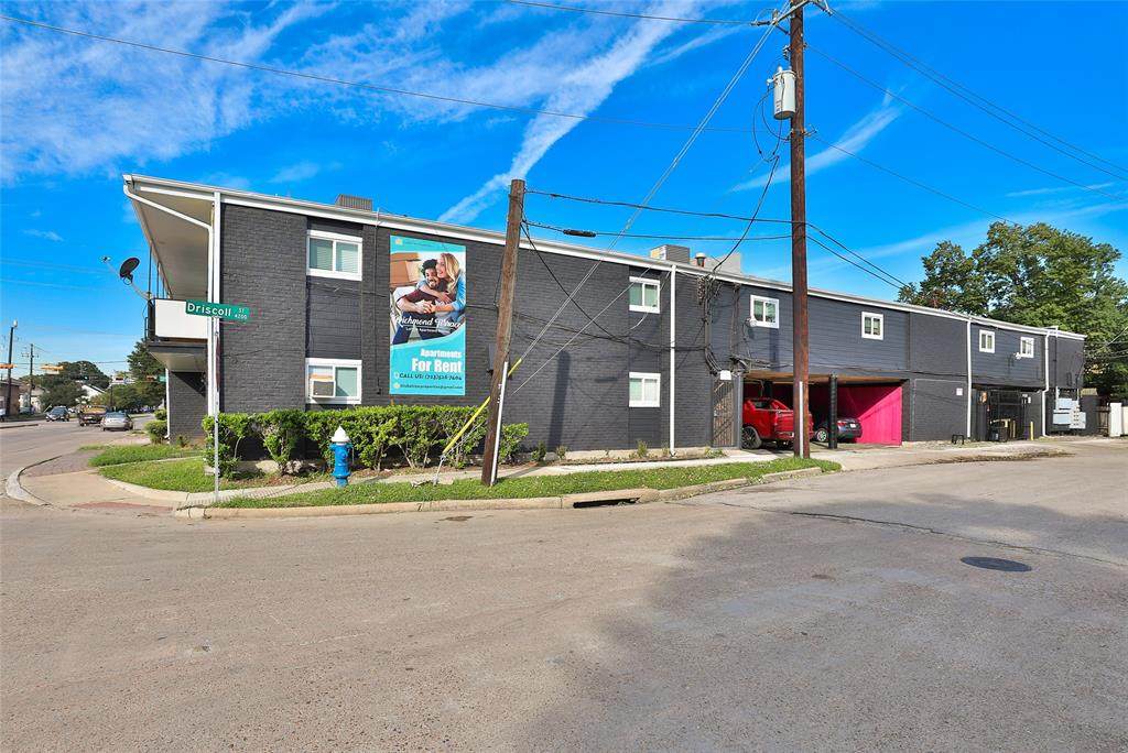 1840 Richmond Avenue - Photo 1