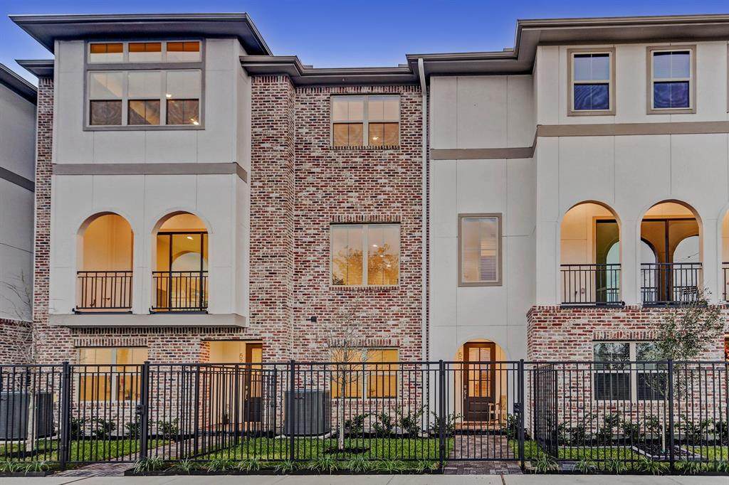 5222 Schuler Street - Photo 1