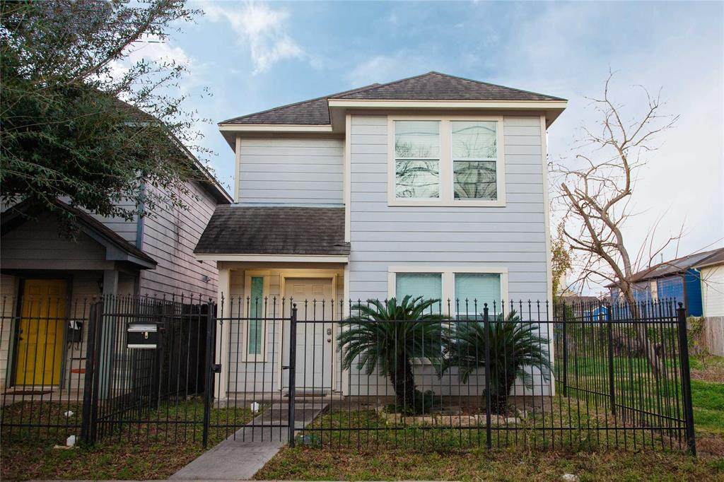 1118 Wilson Street - Photo 1