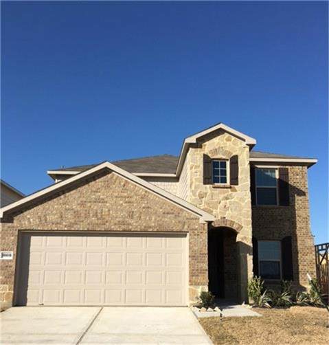 19618 Blue Pine Circle - Photo 1