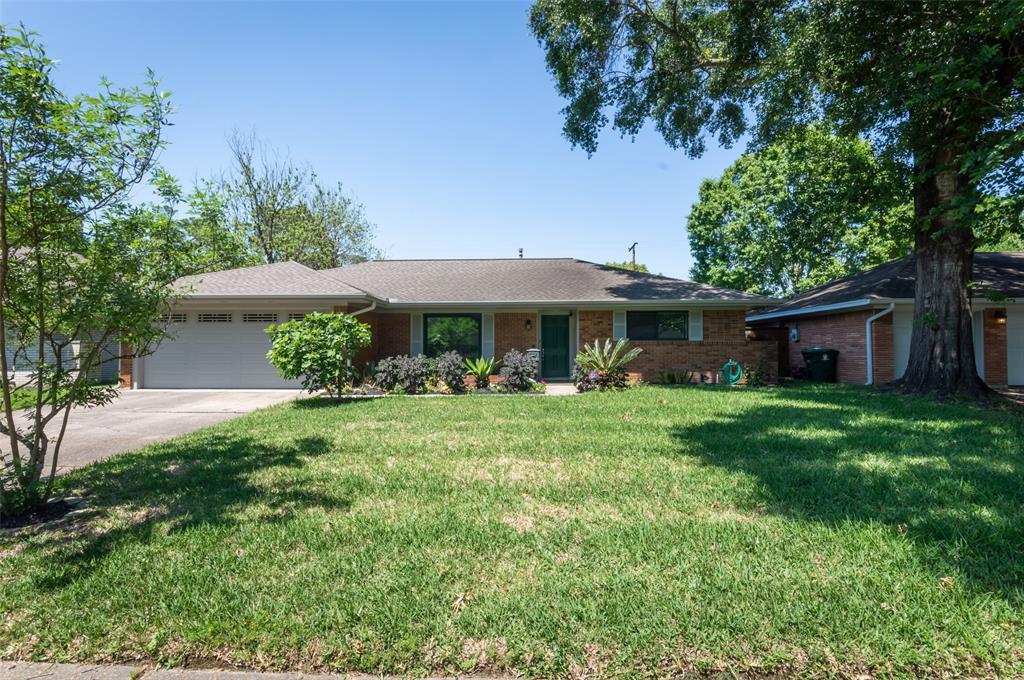 1170 Chamboard Lane - Photo 1