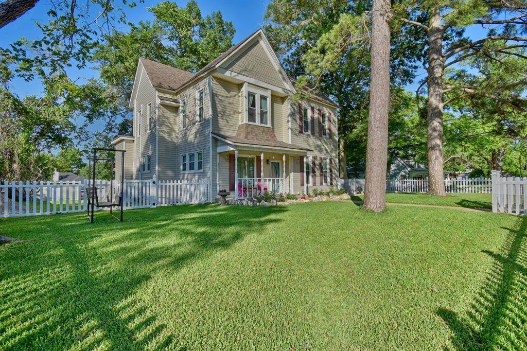 200 Hill Street - Photo 1