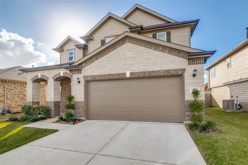 11723 Main Oak Street - Photo 1