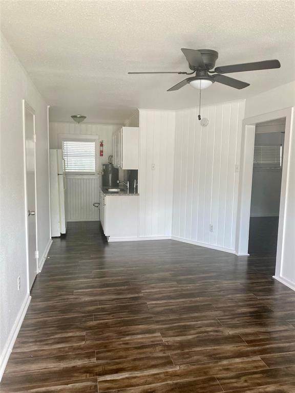 5010 Ennis Street - Photo 1