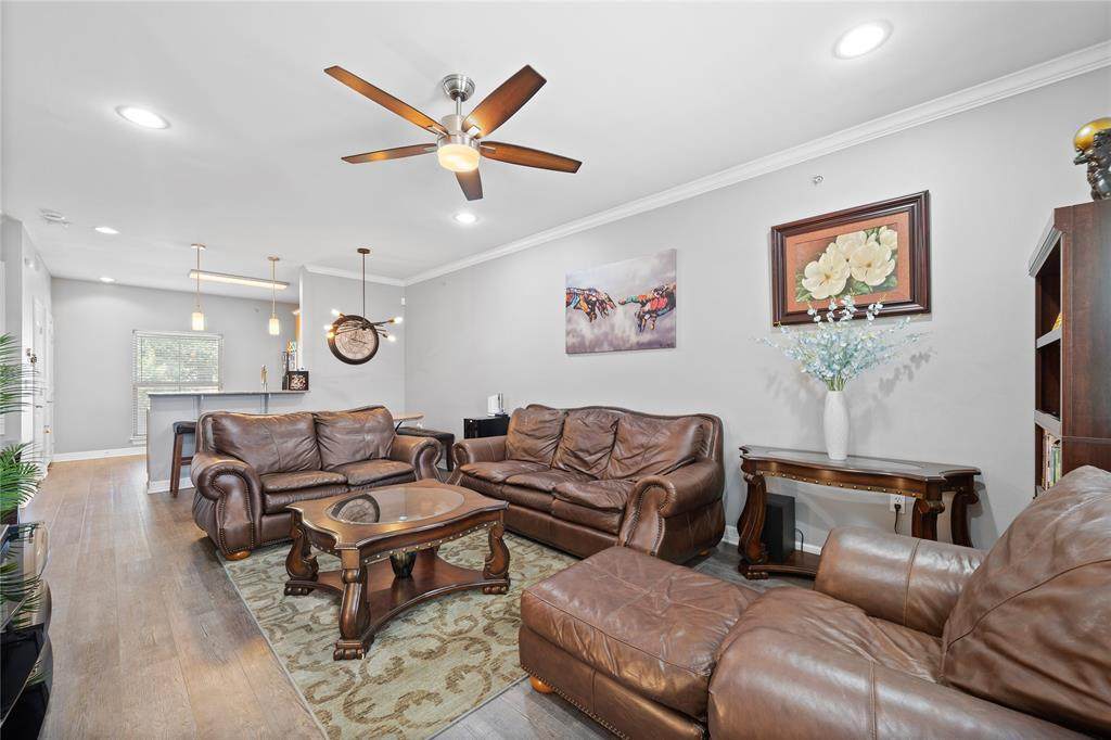 3501 Chenevert Street - Photo 1