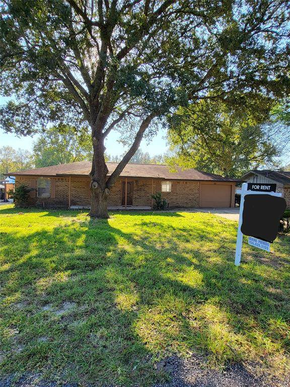 107 Crestway Street - Photo 1