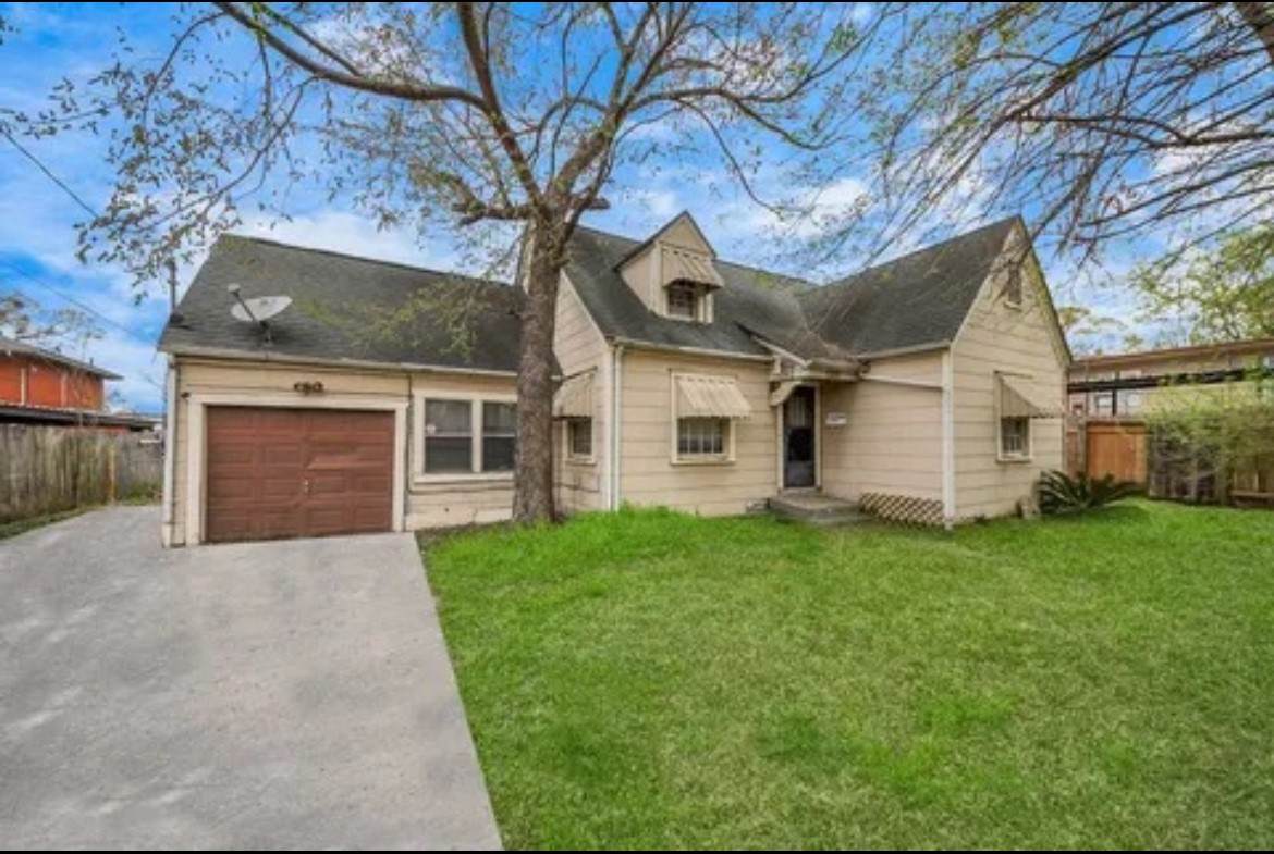 7821 Detroit Street - Photo 1