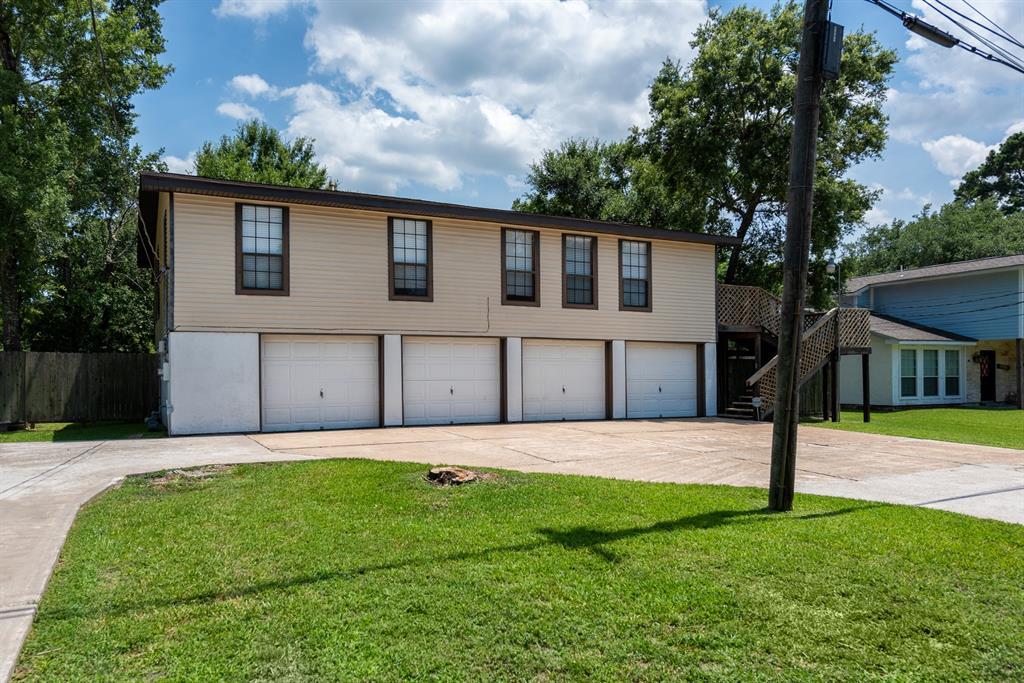 4461 Shady Lake Drive - Photo 1
