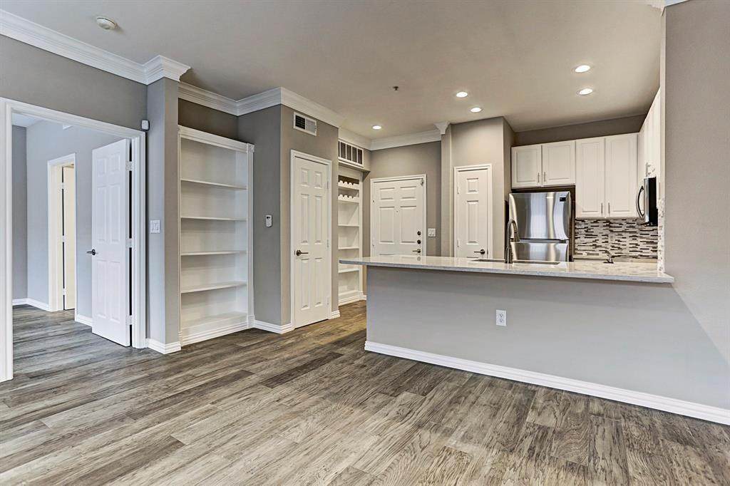 2400 Mccue Road - Photo 1