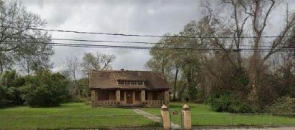 319 Houston Avenue - Photo 1