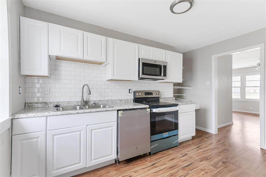 1018 5th Street - Photo 1