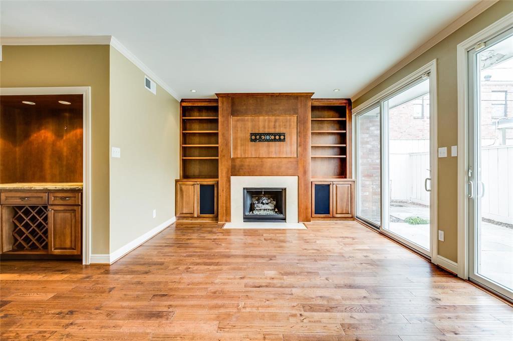 1246 Fountain View Drive - Photo 1