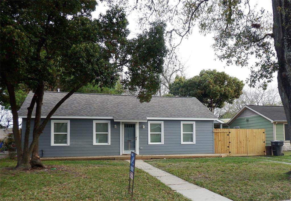 5020 Winnetka Street - Photo 1