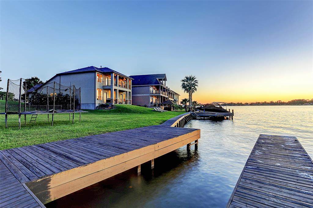 12212 Pebble View Drive - Photo 1