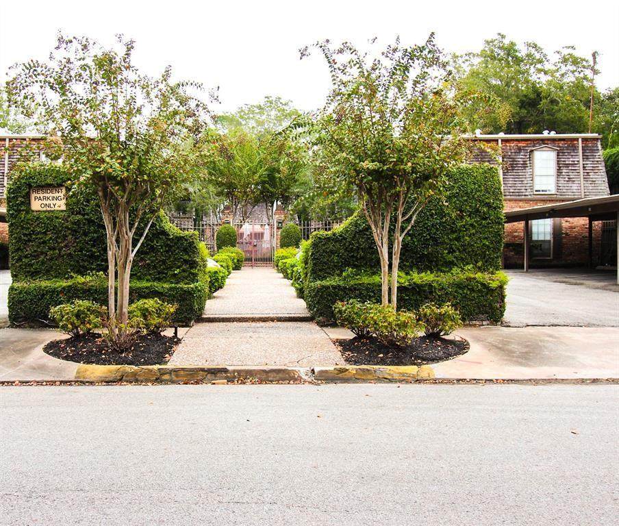 5353 Dora Street - Photo 1