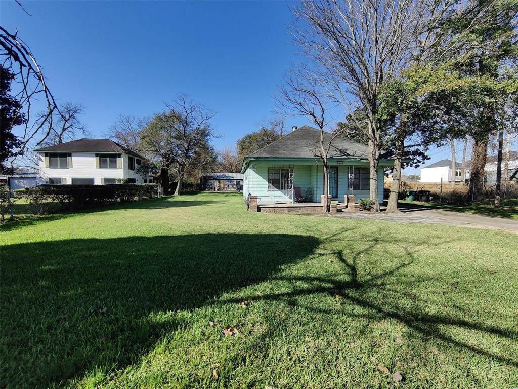 4425 Harvard Street - Photo 1