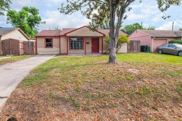 3322 Mccrarey Drive - Photo 1