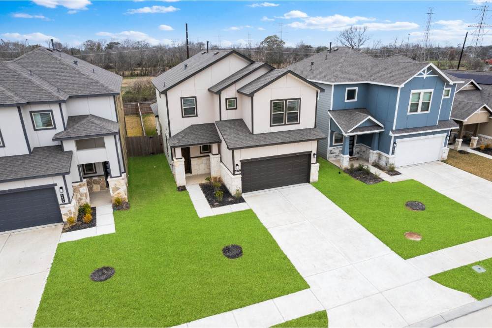 6430 Downey Ln - Photo 1