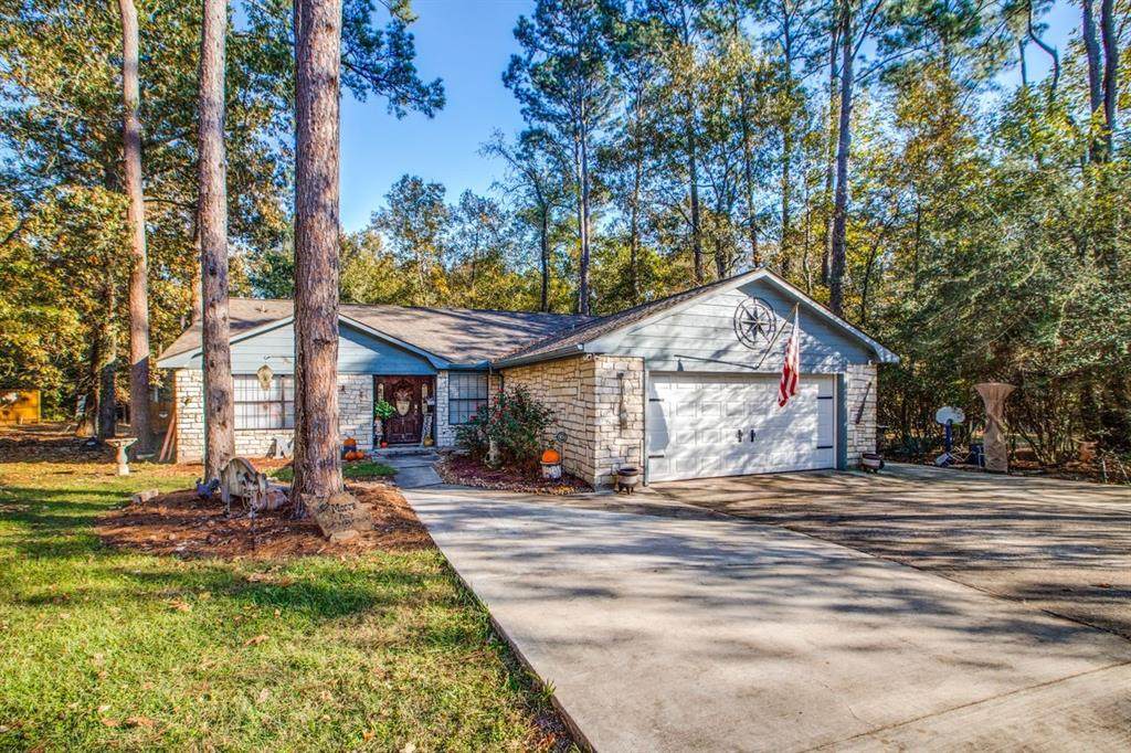 61 Prince Circle - Photo 1