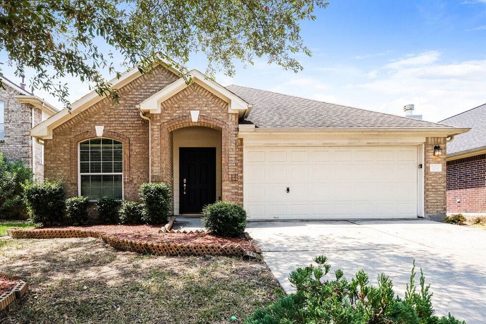 1711 Rock Ridge Drive - Photo 1