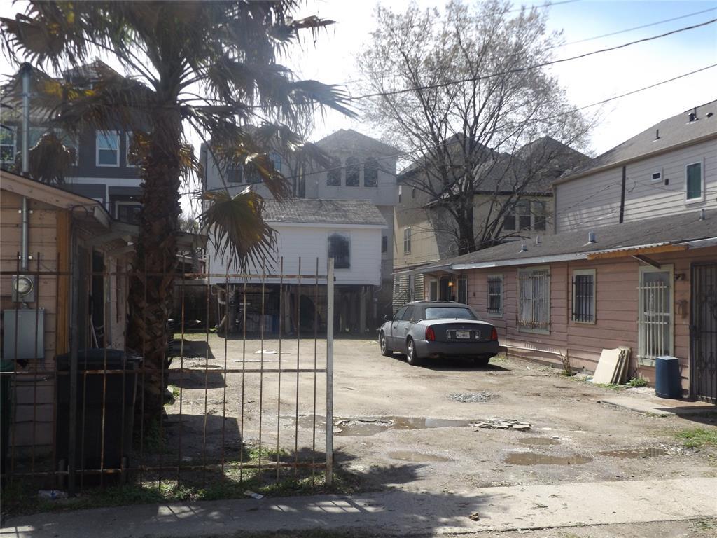 5603 Petty Street - Photo 1