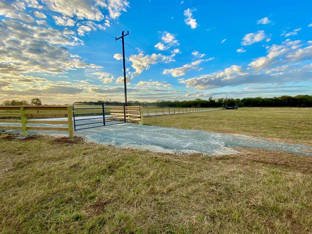 8131 South Hickory Loop - Photo 1